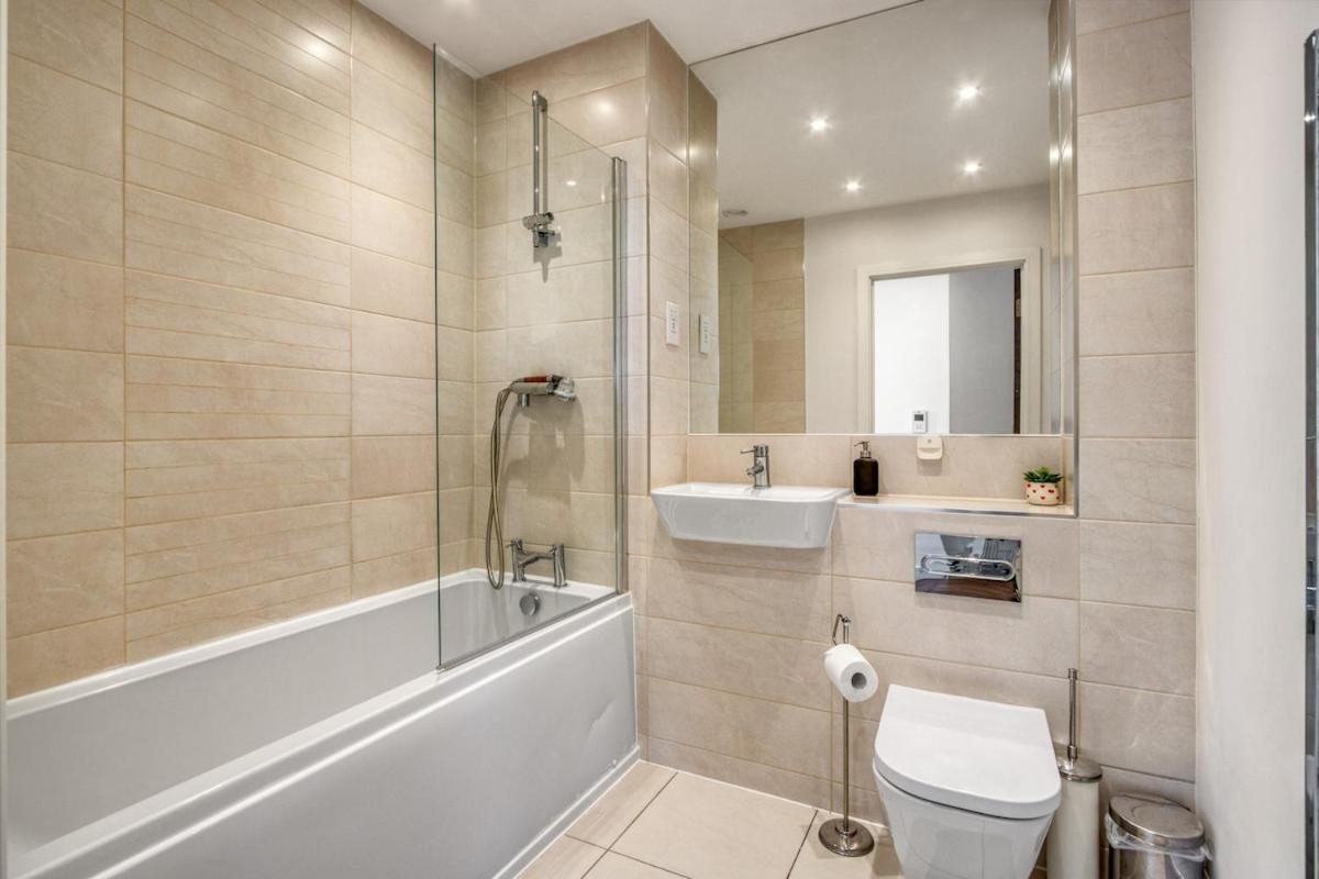 Appartement Modern Charming 2 Bed Flat With Amazing Views *
