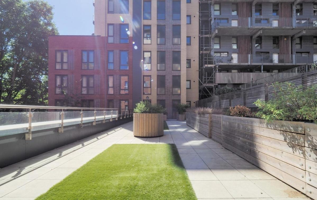 Modern Charming 2 Bed Flat With Amazing Views Appartement *