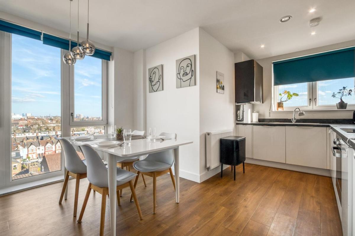 Modern Charming 2 Bed Flat With Amazing Views Londres