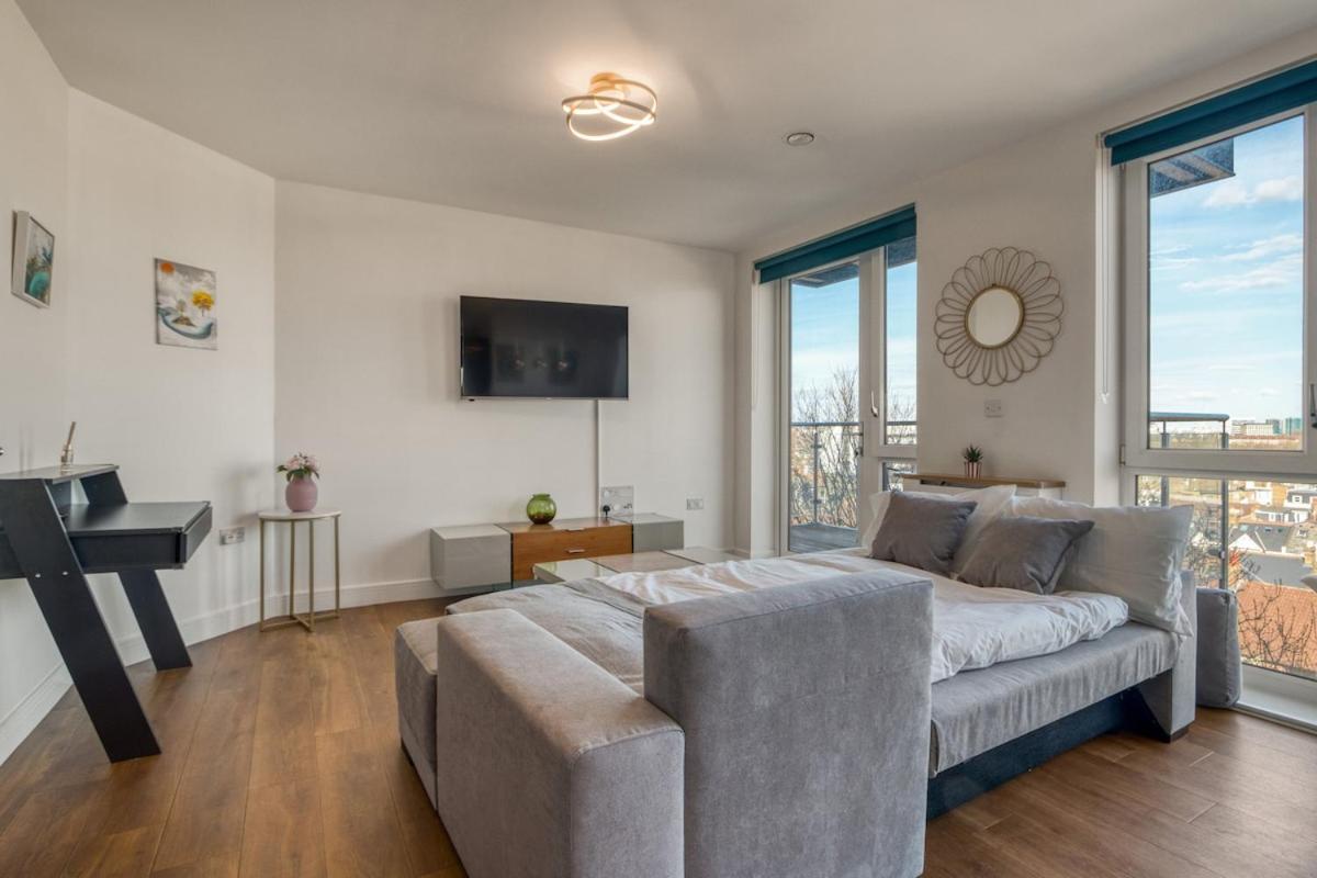 Modern Charming 2 Bed Flat With Amazing Views * Londres